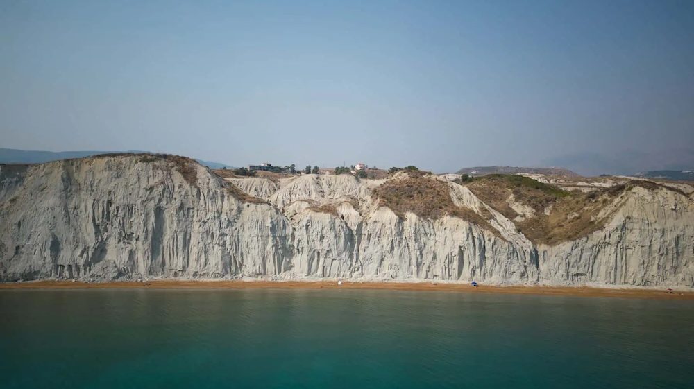 Plaža Koutala na Kefaloniji s crvenim pijeskom