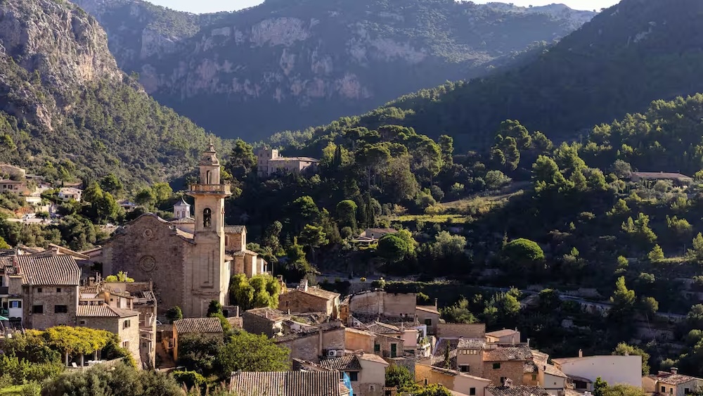 Valldemossa na Mallorci – šarmantni planinski gradić u Tramuntani