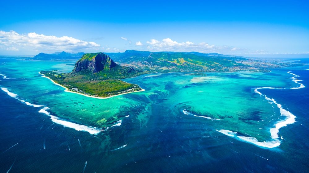 Le Morne i pogled iz zraka na lagune Mauricijusa