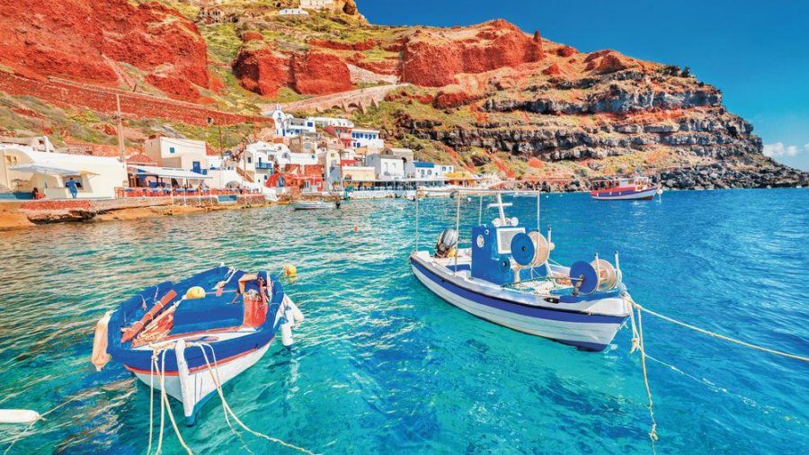 Obala Santorinija – pogled na more i krajolik za obiteljski odmor