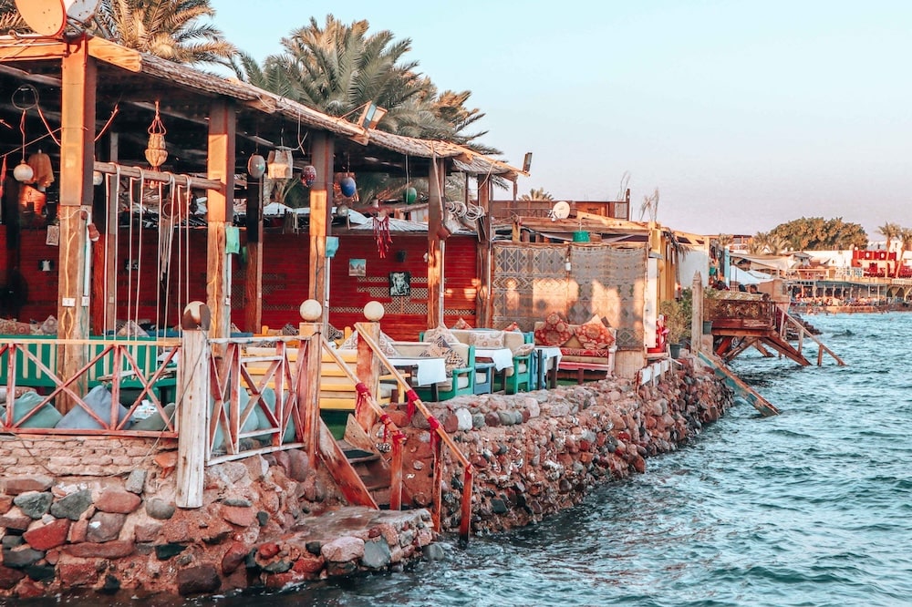 Dahab i restorani uz obalu: opuštena atmosfera blizu Sharm el Sheikha