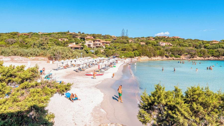Cala Granu – mala uvala blizu Porto Cerva na Sardiniji