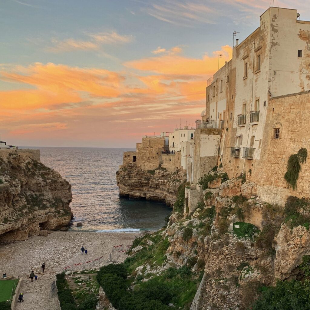 Apulija Polignano a Mare mesto 2025 01 20 194651 qjom