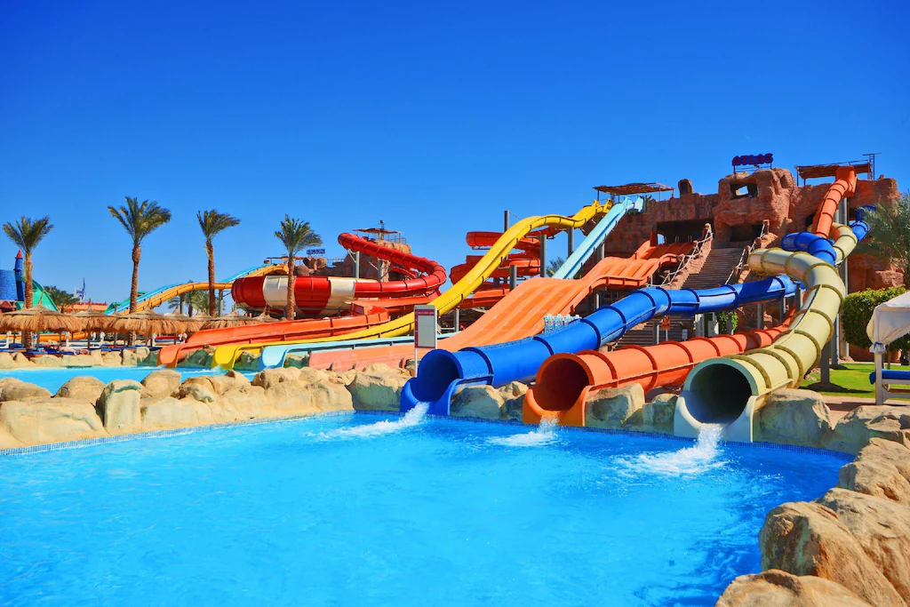 Aqua Blue vodeni park u Sharm El Sheikhu – obiteljska zabava i tobogani