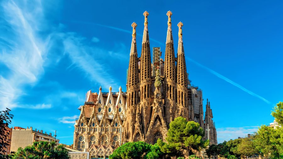 Sagrada Família u Barceloni – monumentalna Gaudíjeva bazilika