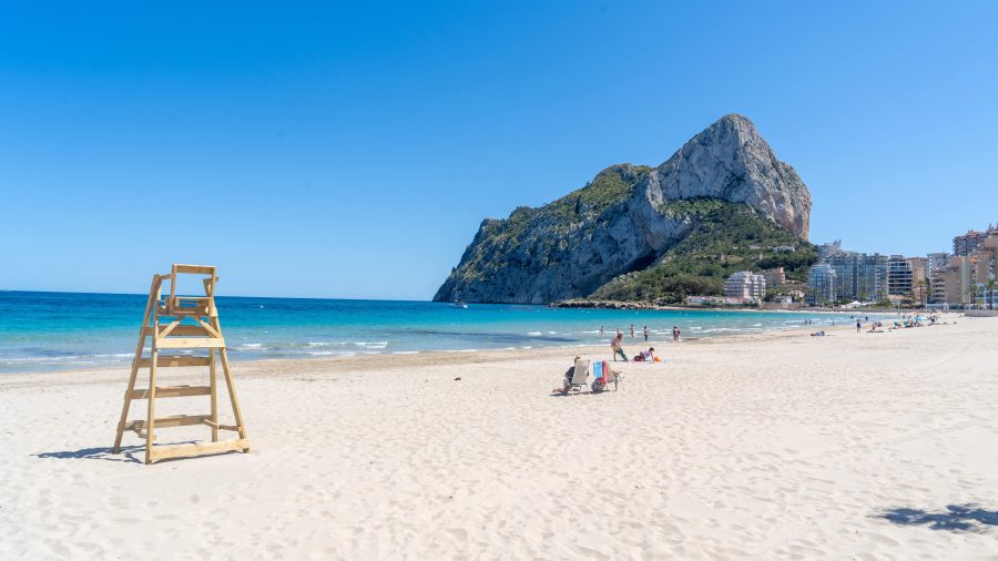 Pješčane plaže Costa Blance i čisto more idealno za obiteljski odmor