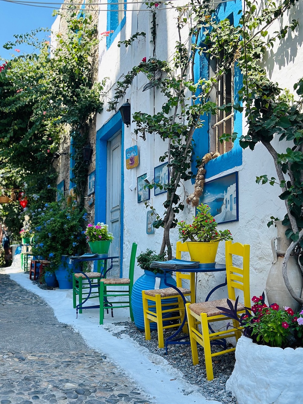 Ulice i mediteranska atmosfera na otoku Kosu