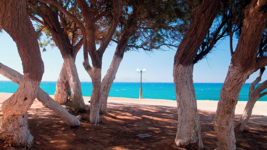 Plaža u Agios Nikolaosu na Kreti, dobar izbor za opušten i romantičan odmor