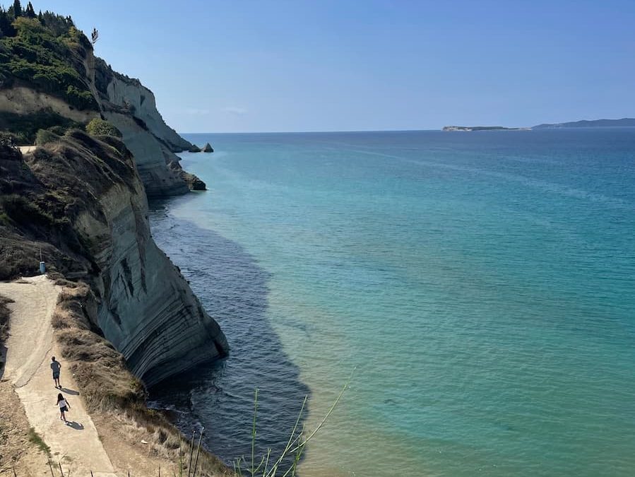 Porto Timoni, Krf - dvije uvale u obliku polumjeseca i panoramski pogled sa staze