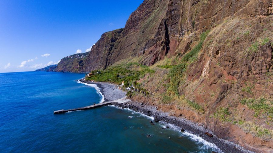 Faja dos Padres Madeira skrivena obalna oaza sa žičarom i vinogradima