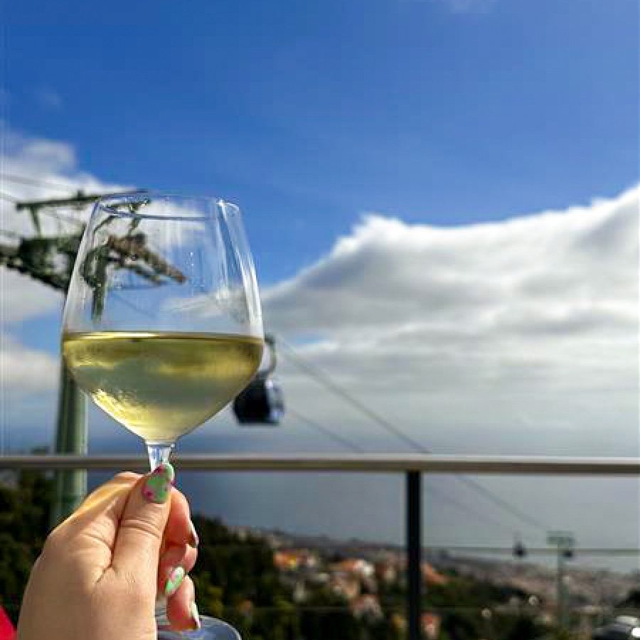 Barreirinha Bar Café pogled na zalazak sunca nad Atlantikom i Funchalom tijekom odmora na Madeiri