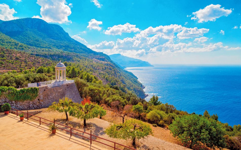 Ruta de Pedra en Sec u planinskom lancu Serra de Tramuntana na Mallorci