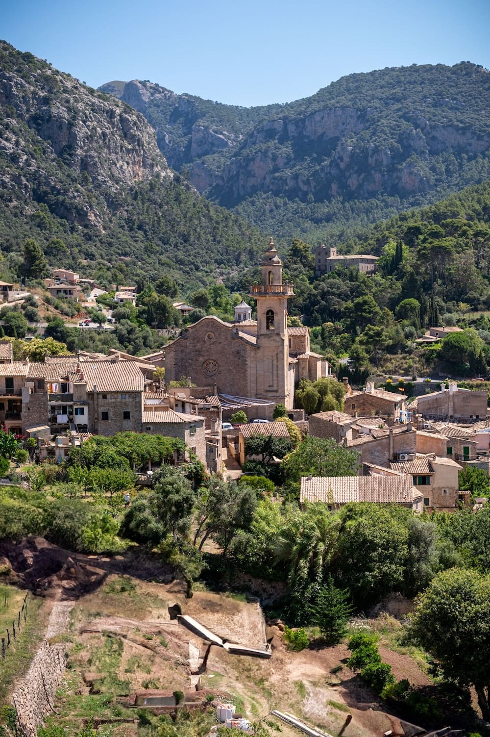 Valldemossa – slikovito planinsko selo u lancu Serra de Tramuntana na Mallorci