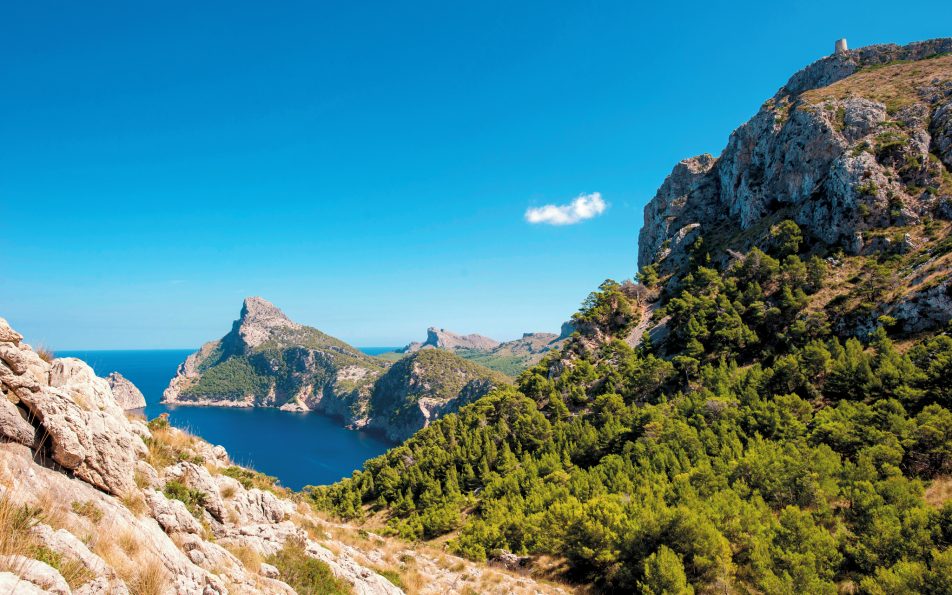 Pogled s vidikovca Mirador de Sa Creueta na Mallorci