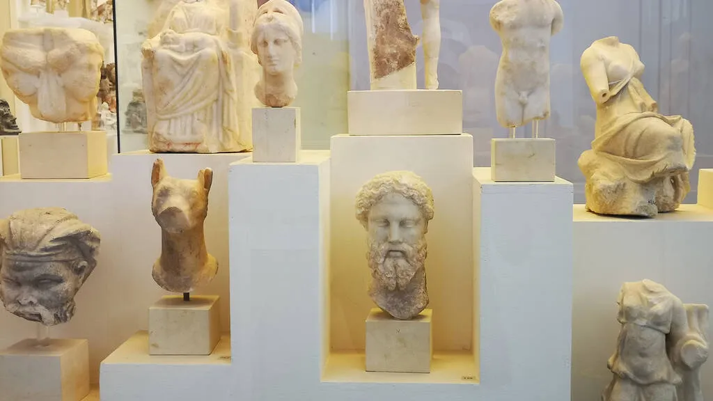 Arheološki muzej Mikonosa – zbirka artefakata i povijest otoka