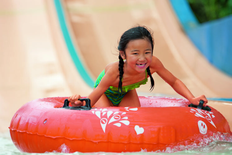 Slide and Splash u Portugalu s obiteljskim bazenima i vodenim toboganima