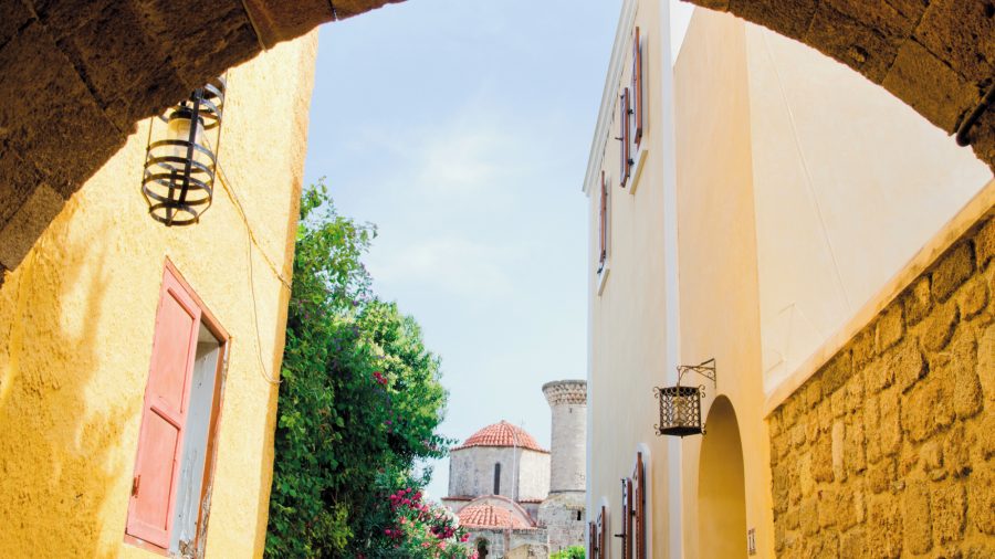 Stari grad Rodosa unutar srednjovjekovnih zidina