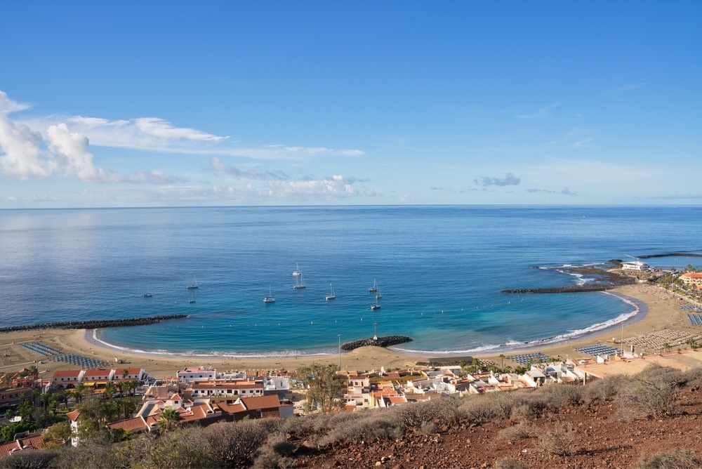 Playa de las Vistas – široka obiteljska plaža između Los Cristianosa i Playa de las Américas