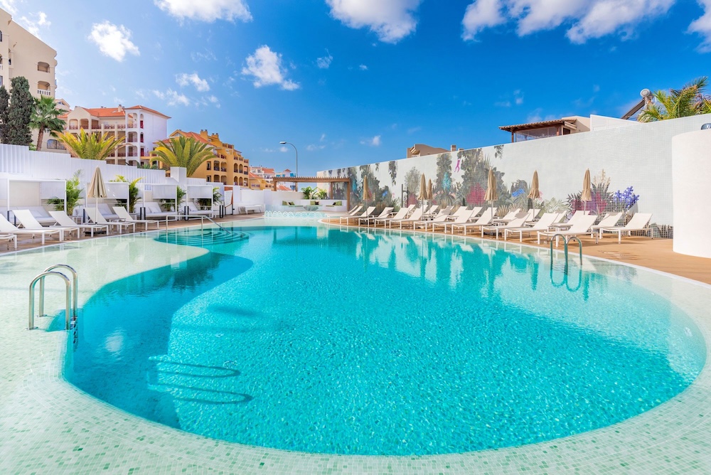 Tenerife – mirno kupanje i plaža idealna za obiteljski odmor na jugu otoka