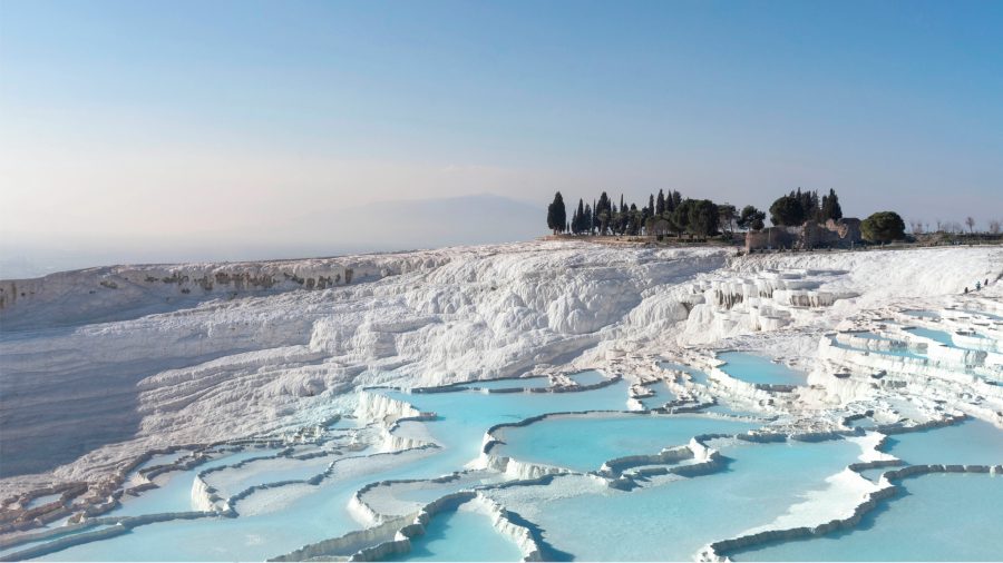 Pamukkale i prirodni bazeni u Turskoj, jedno od najpoznatijih prirodnih čuda zemlje